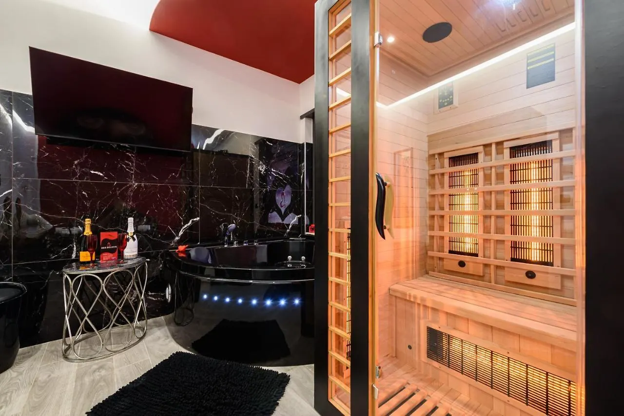 B&B Believe Con Spa Privata Naples Italy